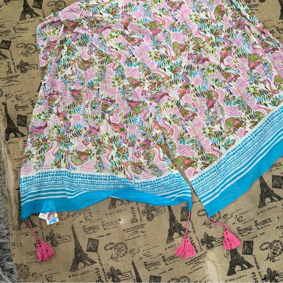 Charlie Paige NWT! Pink/ Multi Flamingo Print Scarf
Made In India - Picture 9 of 14